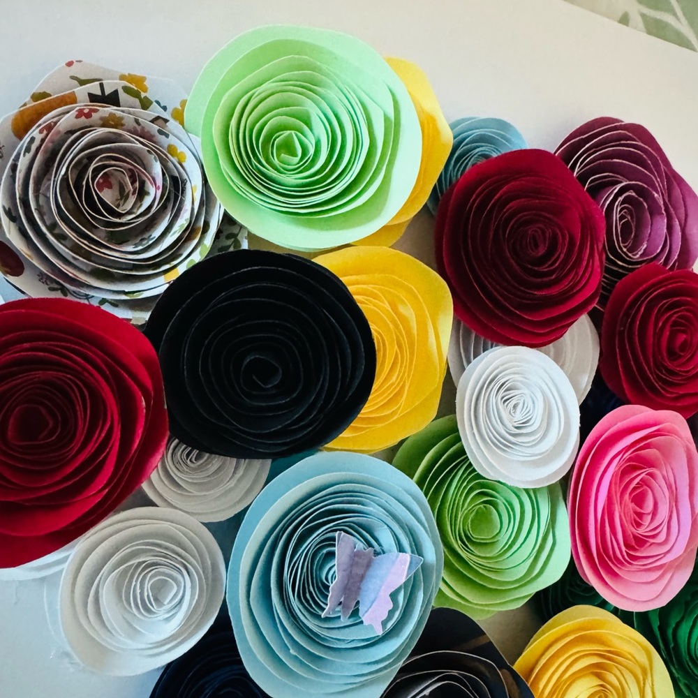25 random adhesive backed flower minis